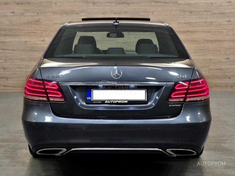 Mercedes Benz E 220 cdi 132000kim