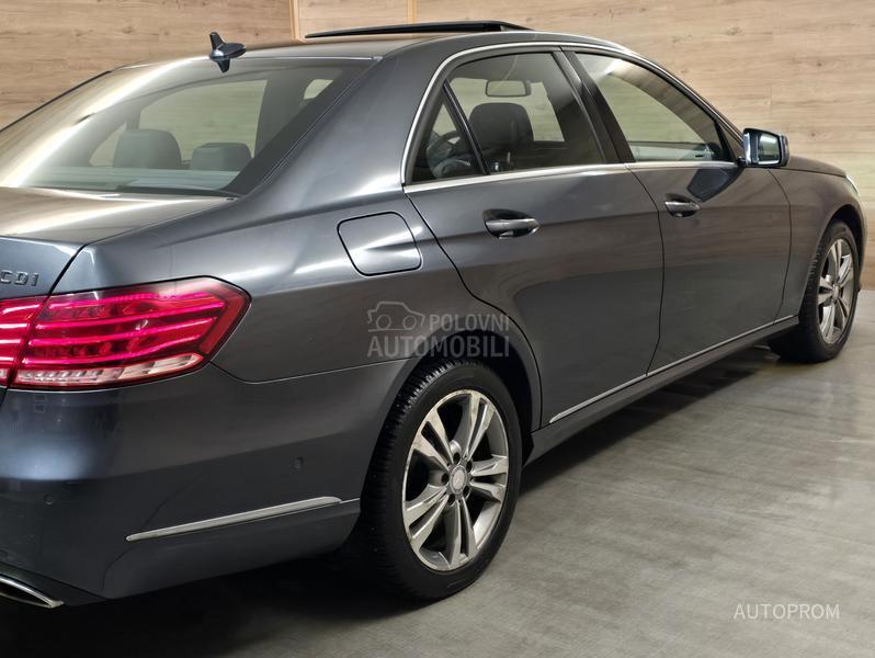 Mercedes Benz E 220 cdi 132000kim