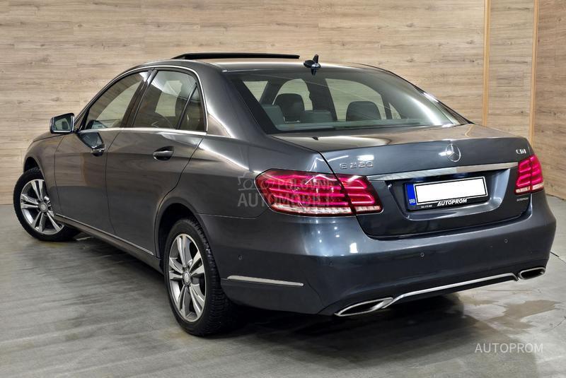 Mercedes Benz E 220 cdi 132000kim