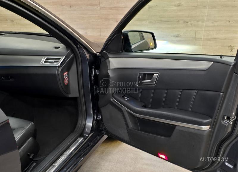 Mercedes Benz E 220 cdi 132000kim