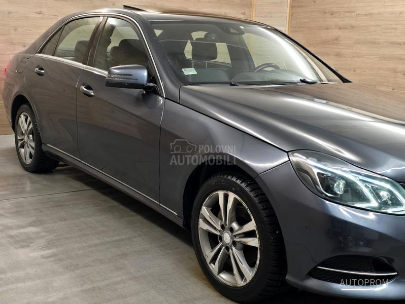 Mercedes Benz E 220 cdi 132000kim