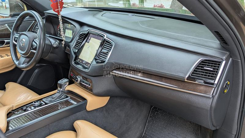 Volvo XC90 2.0 D5 /F-U-L/