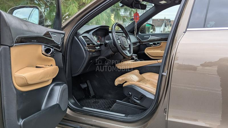 Volvo XC90 2.0 D5 /F-U-L/