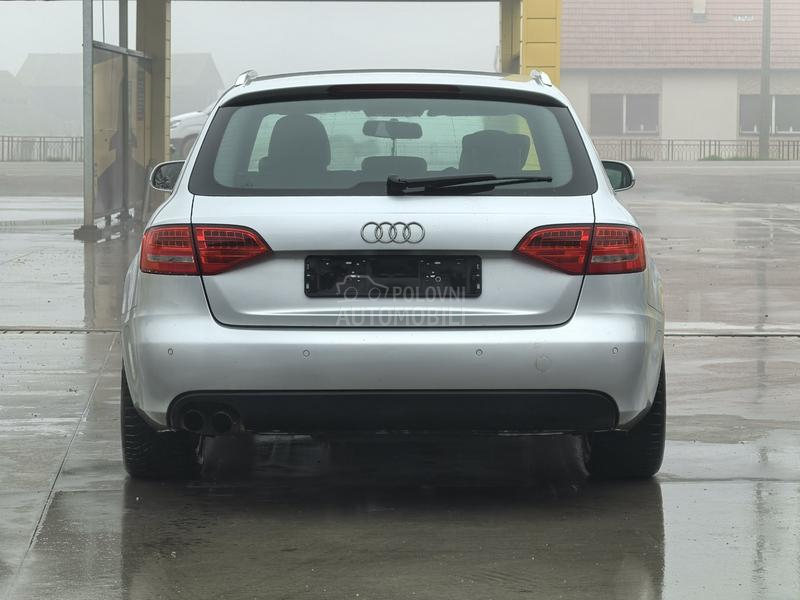 Audi A4 1.8TFS 2010. god. -  kompletan auto u delovima