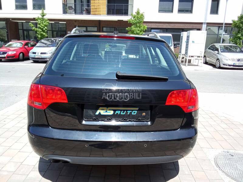 Audi A4 2.0tdi S line