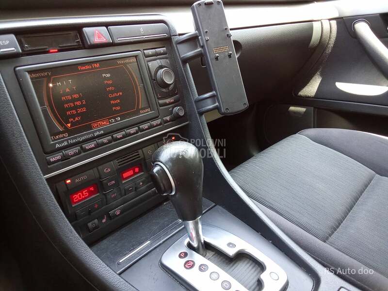 Audi A4 2.0tdi S line