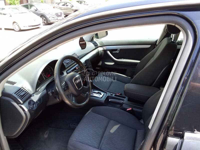 Audi A4 2.0tdi S line