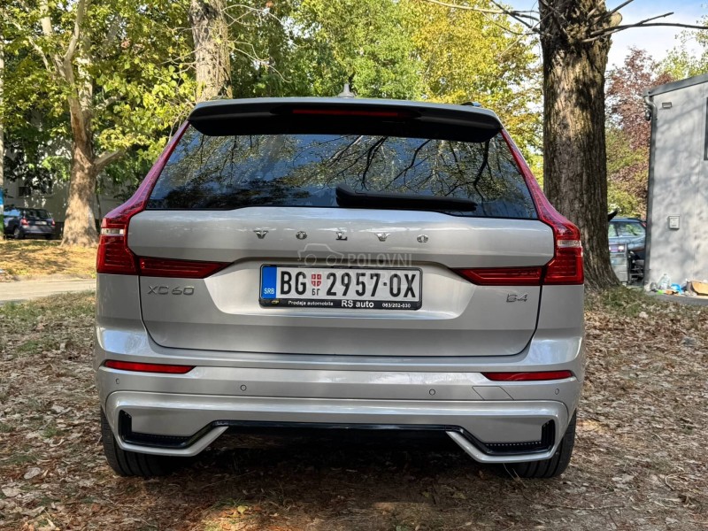 Volvo XC60 R Design restyling