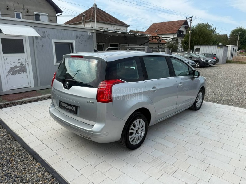 Peugeot 5008 1.6 HDi