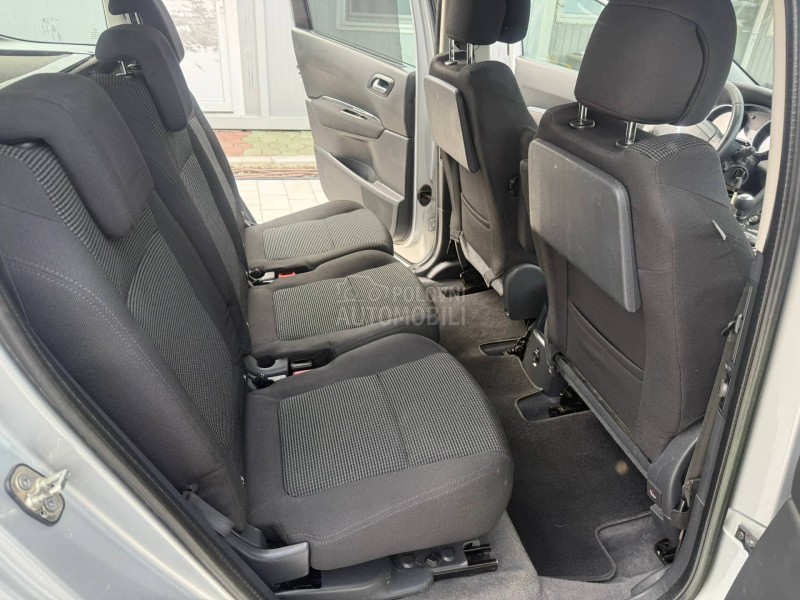 Peugeot 5008 1.6 HDi