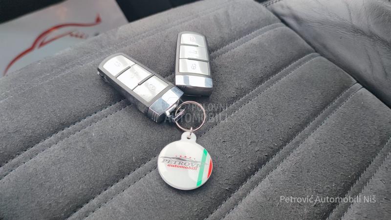 Volkswagen Passat B6 2.0 TDi/HIGHLINE/BKP