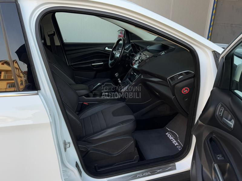 Ford Kuga 2.0 TDCI TITANIUM