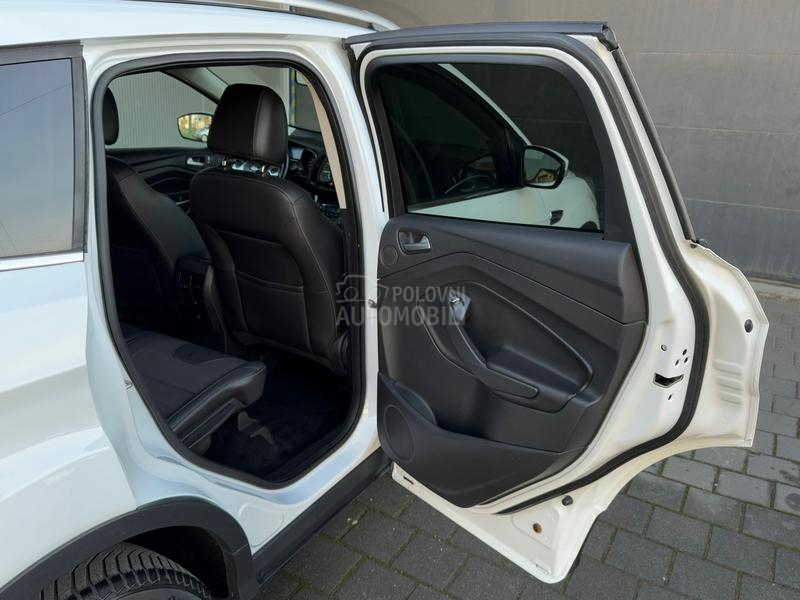 Ford Kuga 2.0 TDCI TITANIUM