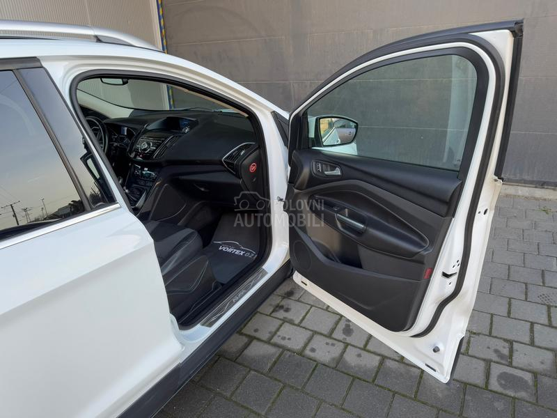 Ford Kuga 2.0 TDCI TITANIUM