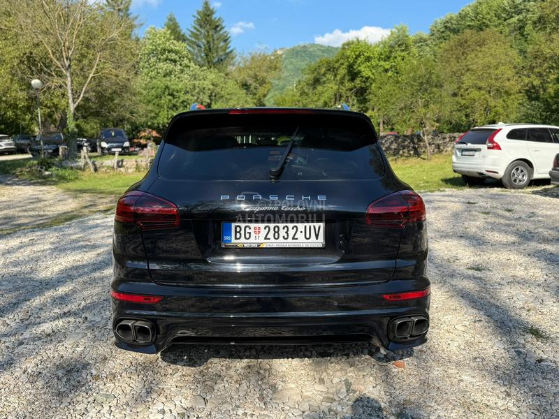 Porsche Cayenne turbo