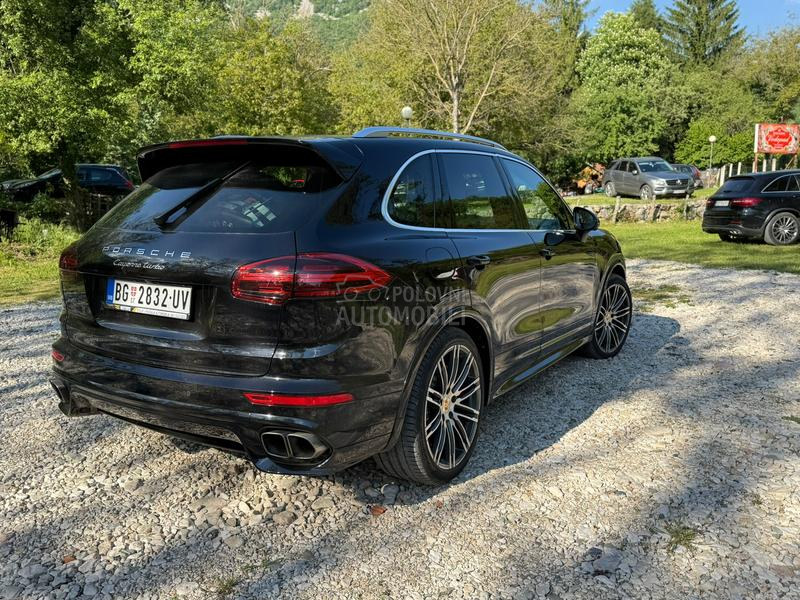 Porsche Cayenne turbo
