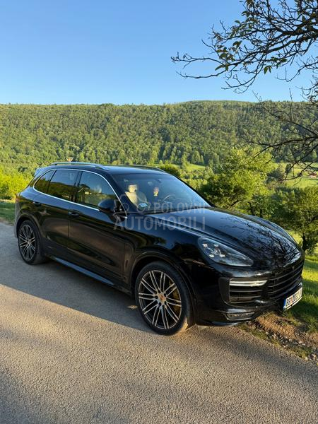 Porsche Cayenne turbo