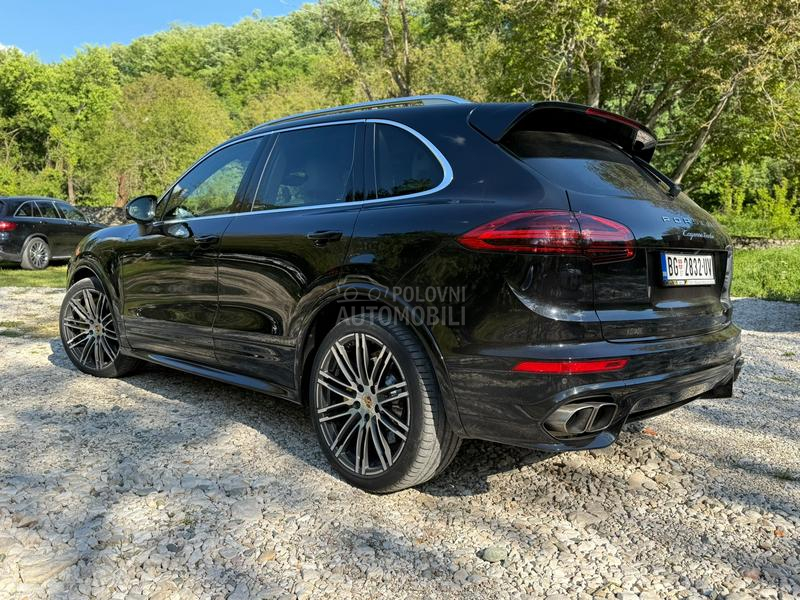 Porsche Cayenne turbo