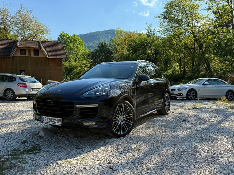 Porsche Cayenne turbo