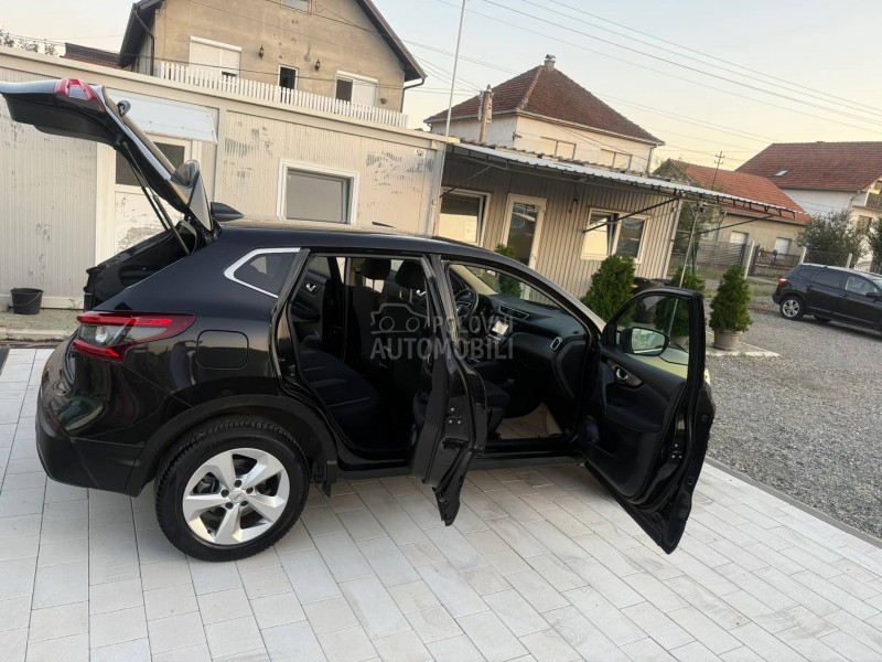 Nissan Qashqai 1.5 dci