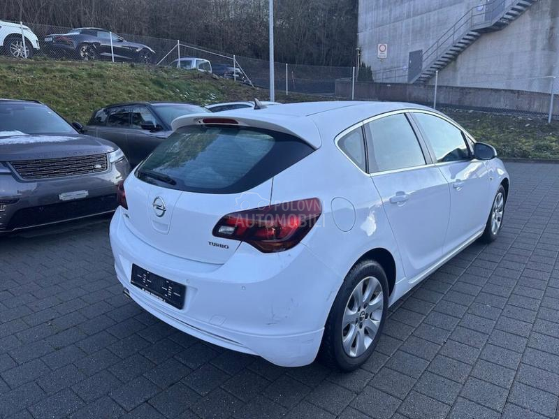 Opel Astra J 1.6 Turbo Cosmo CH