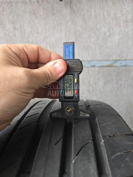 Continental 235/55 R19 Letnja