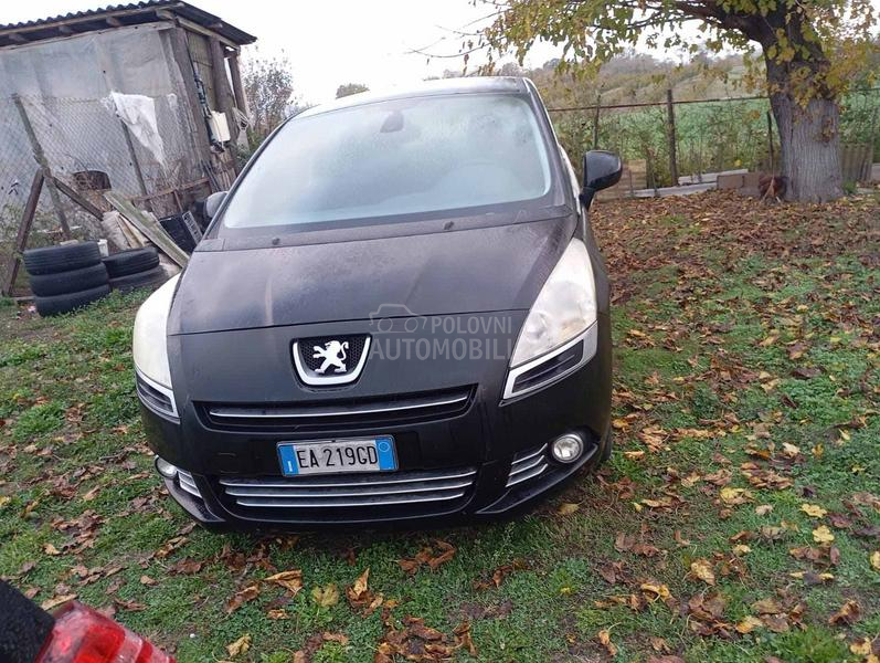 Peugeot 5008 2013. god. -  kompletan auto u delovima