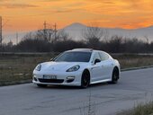 Porsche Panamera S