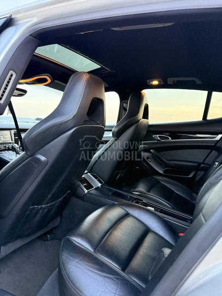 Porsche Panamera S