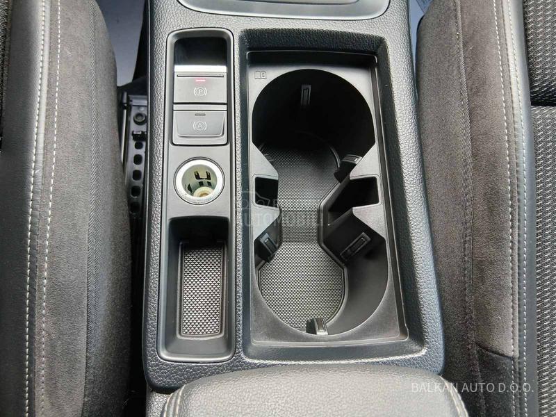 Audi Q3 2.0 TDI/S-LINE/AUT