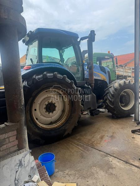 New Holland TG 285