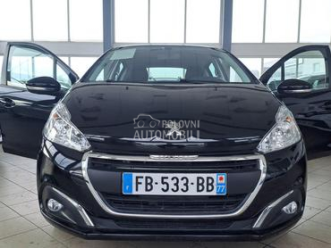 Peugeot 208 1.2NAV LED USB 44000