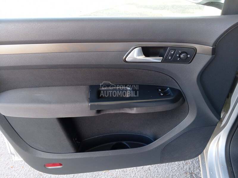 Volkswagen Touran 1.9 tdi