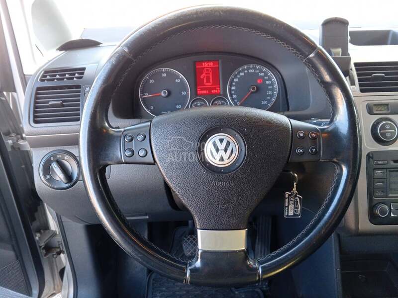 Volkswagen Touran 1.9 tdi