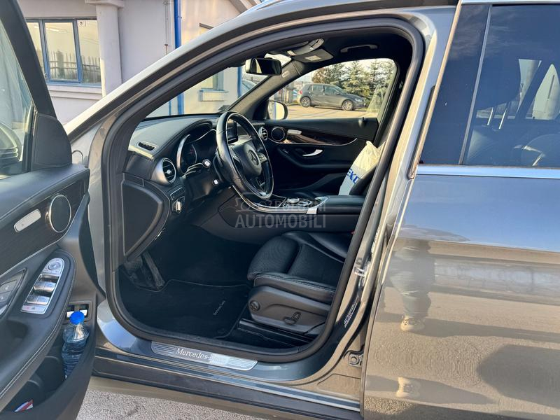 Mercedes Benz GLC 220 D 4MATIC