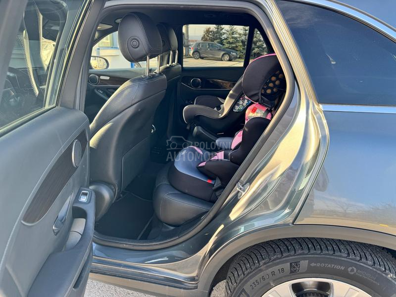 Mercedes Benz GLC 220 D 4MATIC