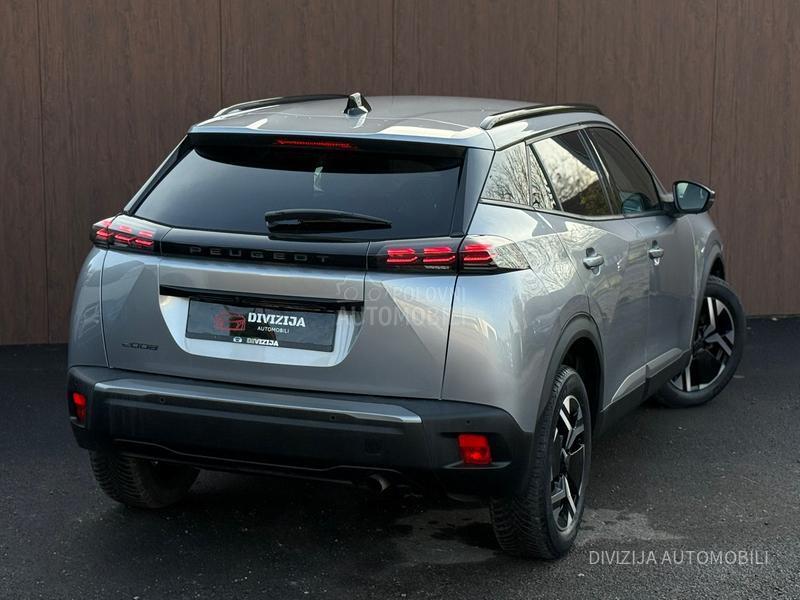 Peugeot 2008 Allure/Kamera/MT6