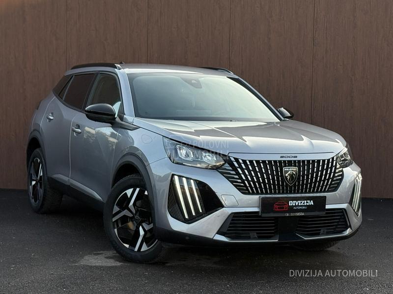 Peugeot 2008 Allure/Kamera/MT6