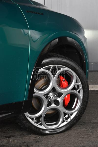 Alfa Romeo Tonale Hybrid Q4 AT