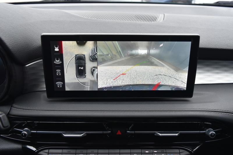 Alfa Romeo Tonale Hybrid Q4 AT