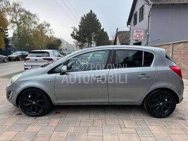 Opel Corsa D 150 Adam nov