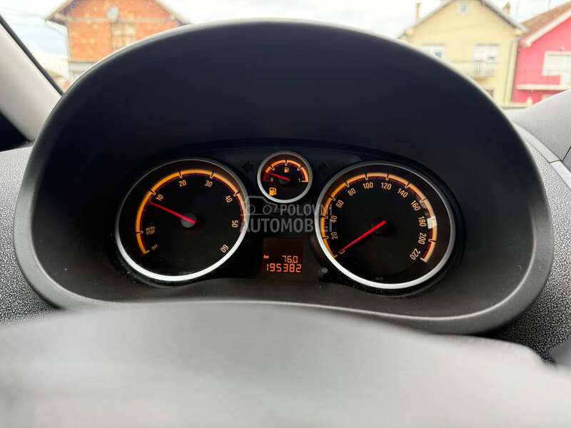 Opel Corsa D 1.3 CDTI COSMO