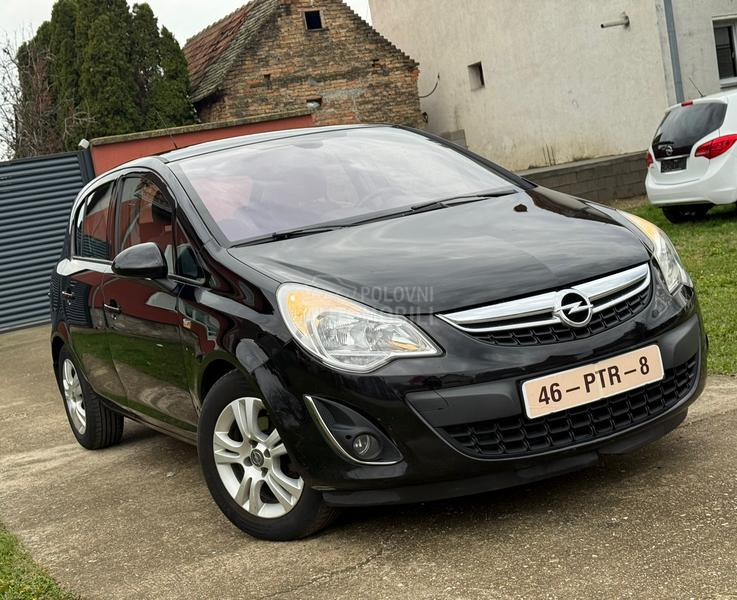 Opel Corsa D 1.3 CDTI COSMO