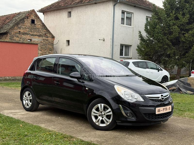 Opel Corsa D 1.3 CDTI COSMO