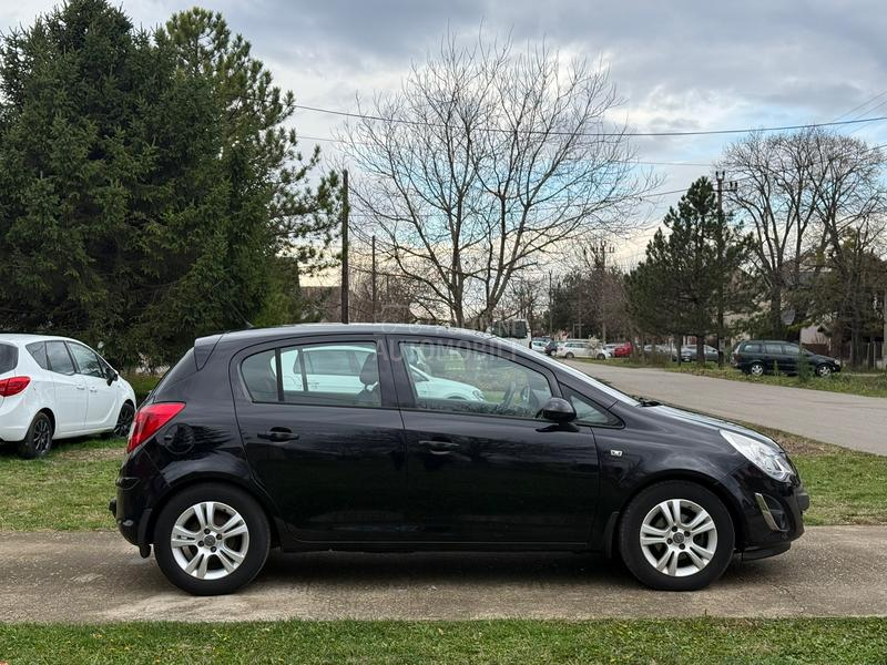 Opel Corsa D 1.3 CDTI COSMO