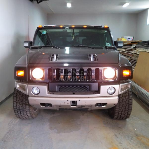 Hummer H2 