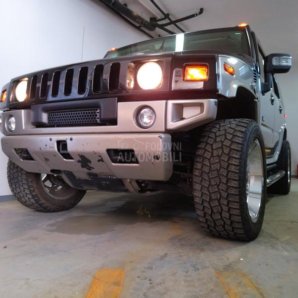 Hummer H2 