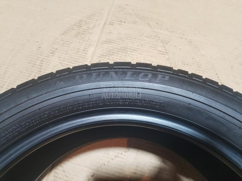 Hankook 245/45 R19 Zimska