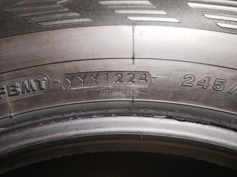 Yokohama 245/70 R16 Zimska