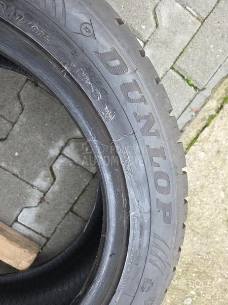 Dunlop 225/55 R17 Zimska